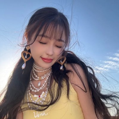 红色八爪女